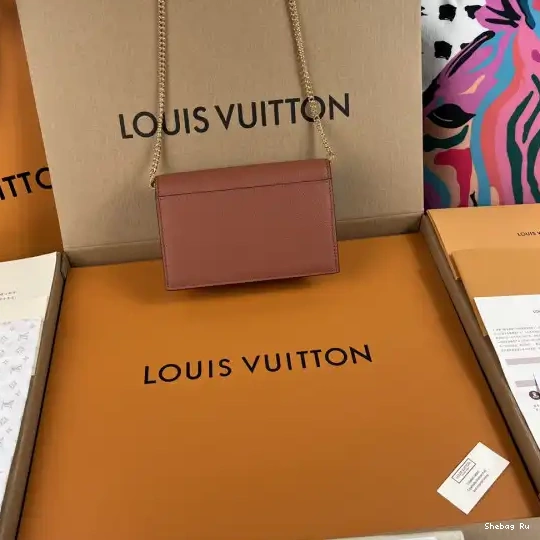 POCHETTE VUITTON CHAIN MYLOCKME LOUIS 0701